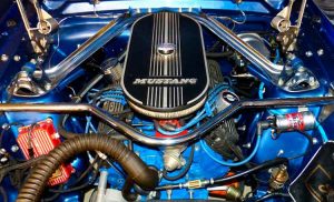Advantages and disadvantages of a big car engine