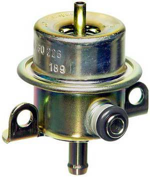 What is a fuel pressure regulator, how does it work and bad symptoms