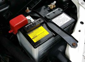 when does a car battery charges