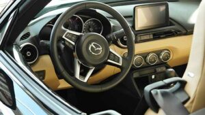 Are steering wheels universal?