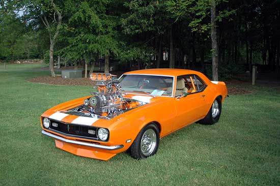How much horsepower does a 5.7 Hemi have