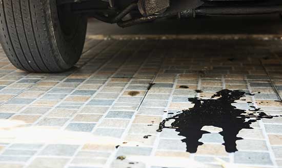 Can oil leak from an oil pressure sensor